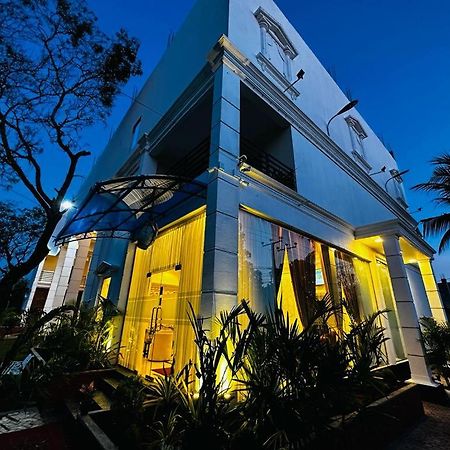 Hotel Northway Vavuniya Exterior foto