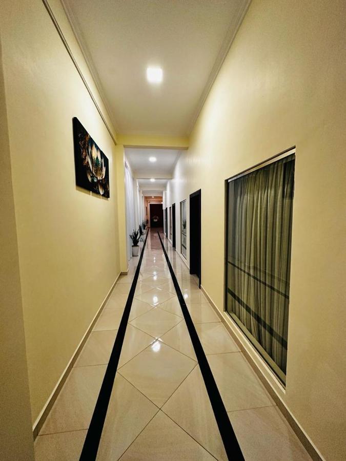 Hotel Northway Vavuniya Exterior foto